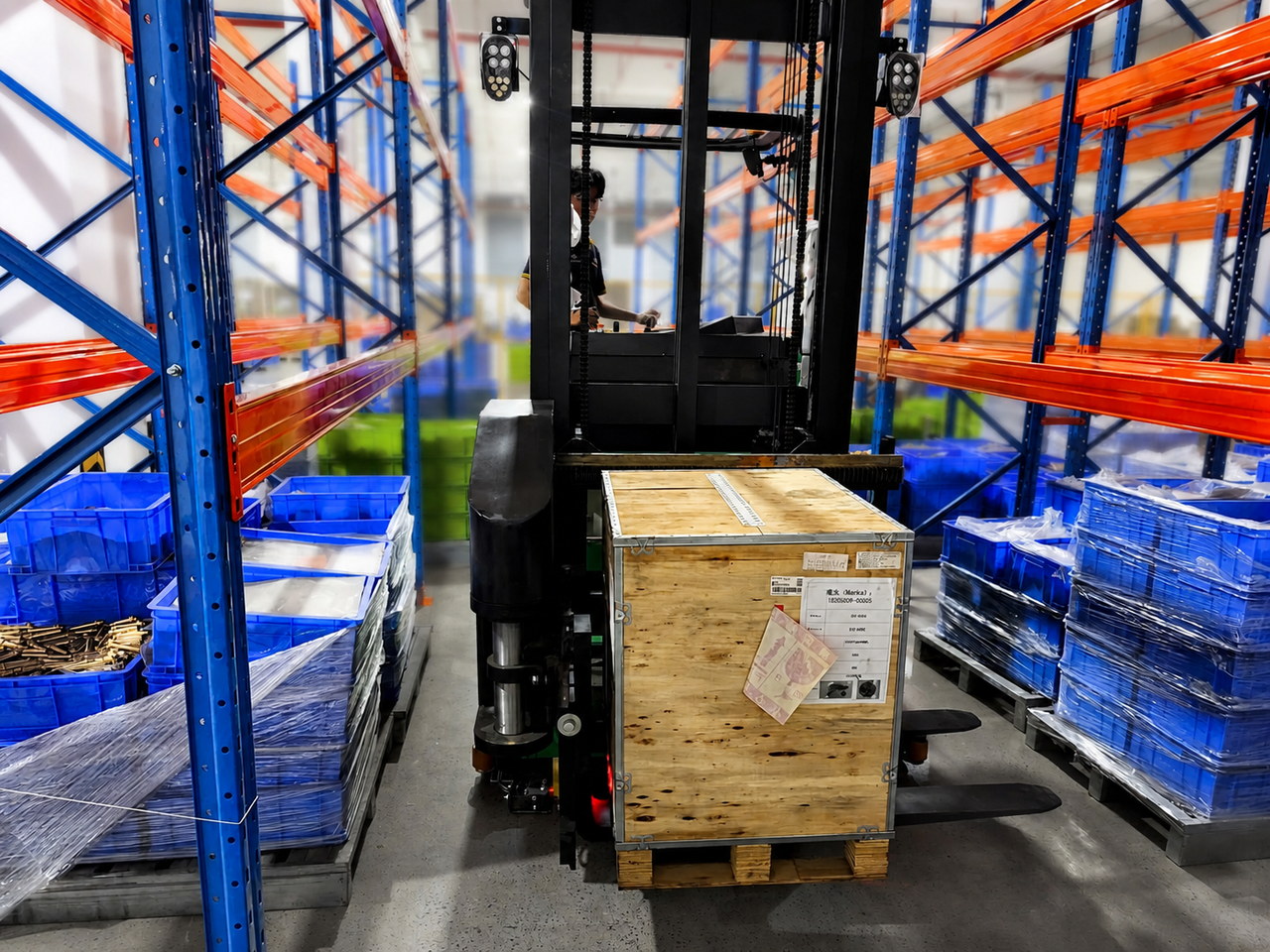 Xe nâng điện VNA 3 chiều CSD10-AEC5S-I HANGCHA 1 tấn