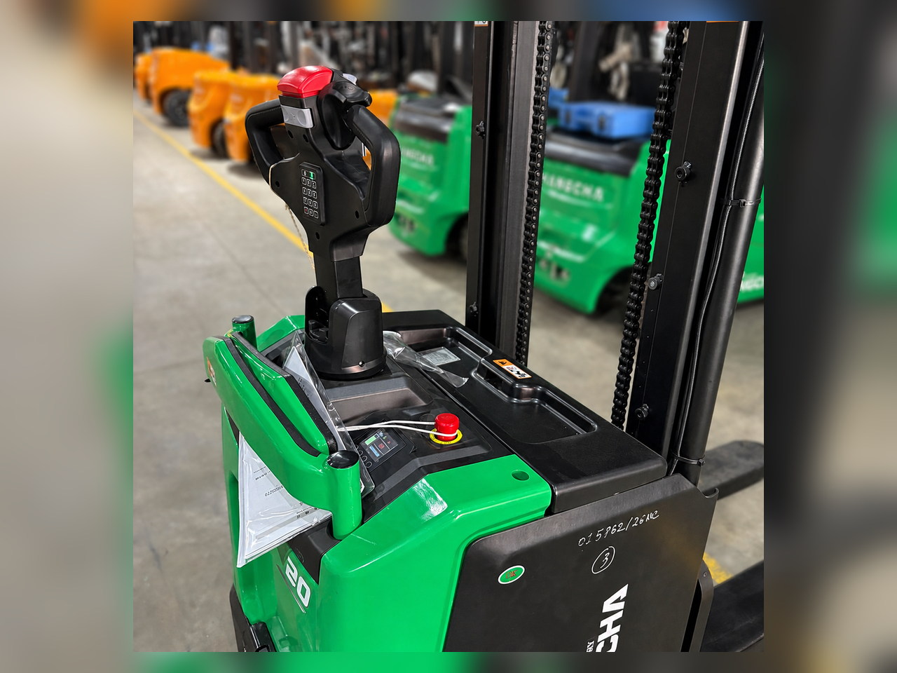 Xe nâng tay điện cao đứng lái 2.0 tấn Hangcha CDD20-XT1-SI