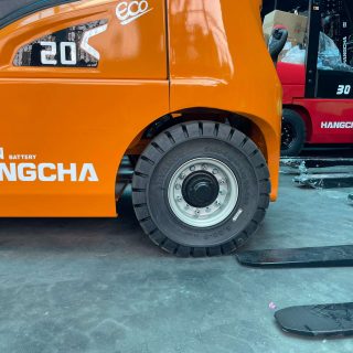 Xe nâng điện lithium 2 tấn của Tập đoàn Hangcha