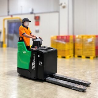Xe nâng tay điện đứng lái 2 tấn Hangcha CBD20-AC2S-ISU - Rider
